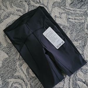 Lululemon Power Thru Tight 28"